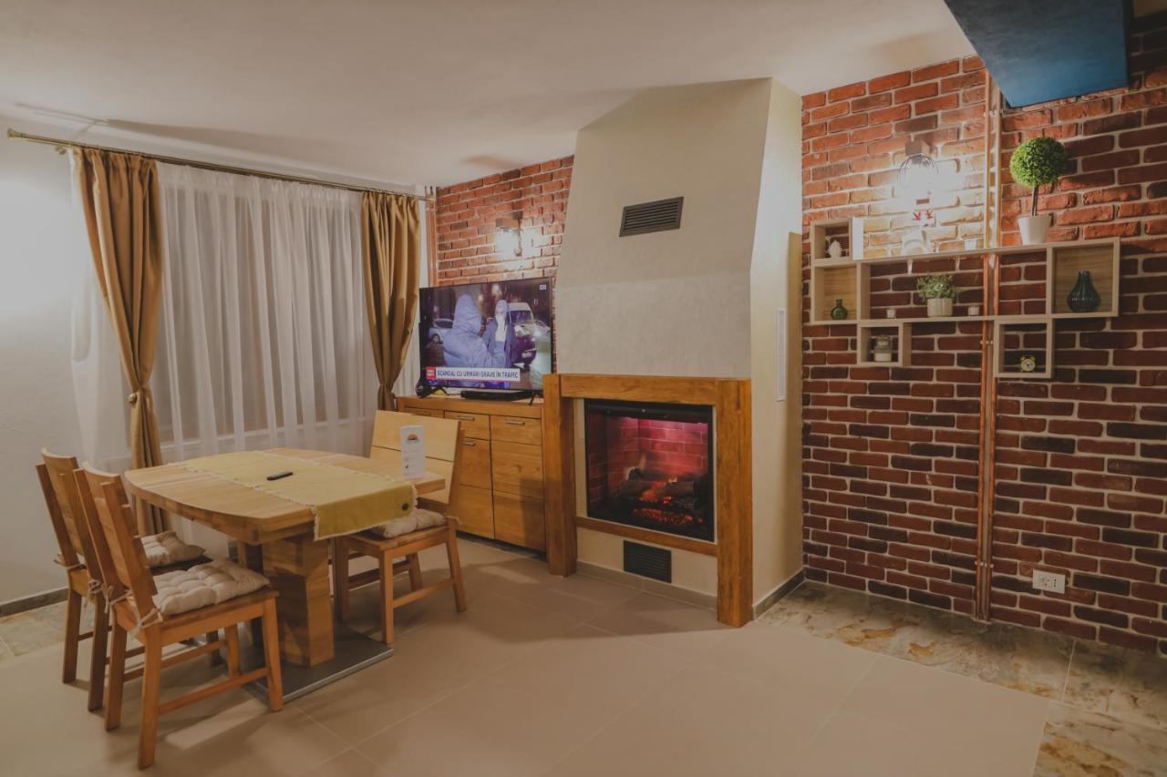 Altitude Guest House Ranca Bagian luar foto