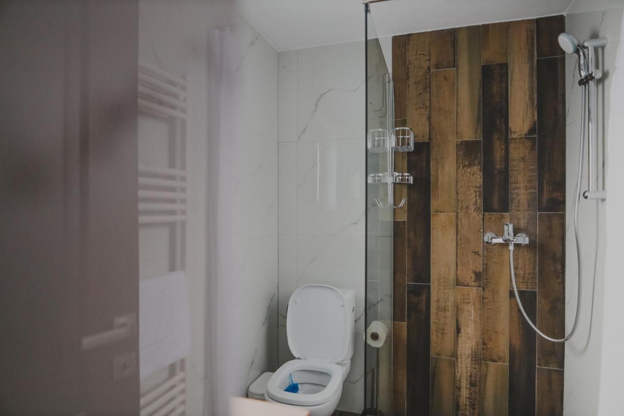 Altitude Guest House Ranca Bagian luar foto