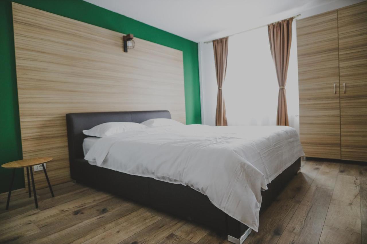 Altitude Guest House Ranca Bagian luar foto