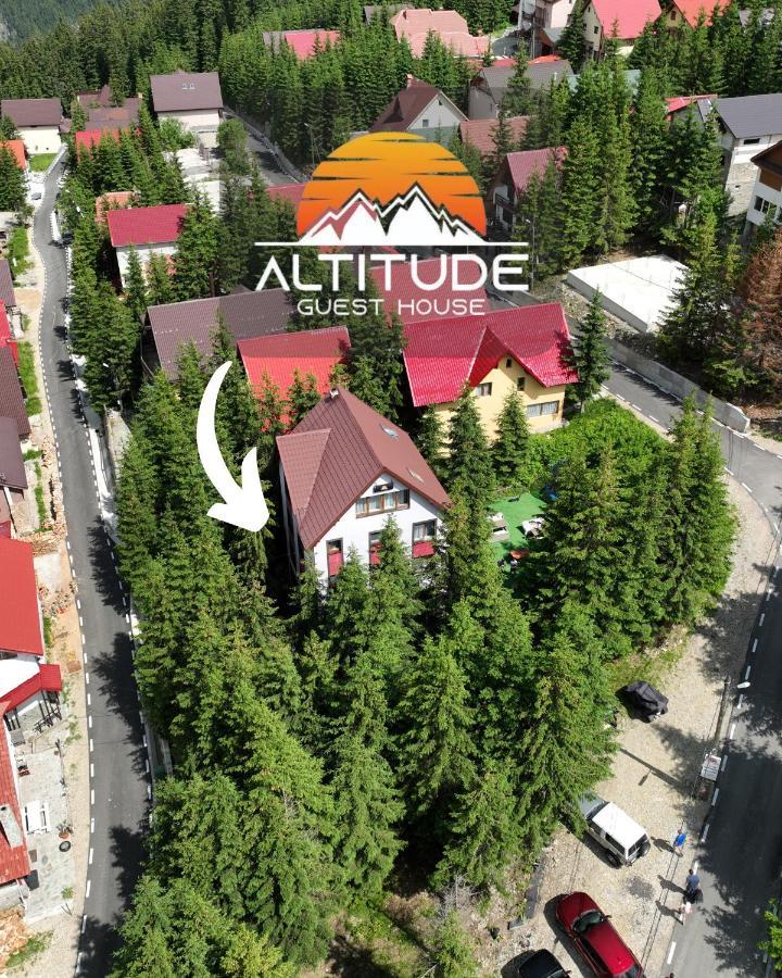 Altitude Guest House Ranca Bagian luar foto